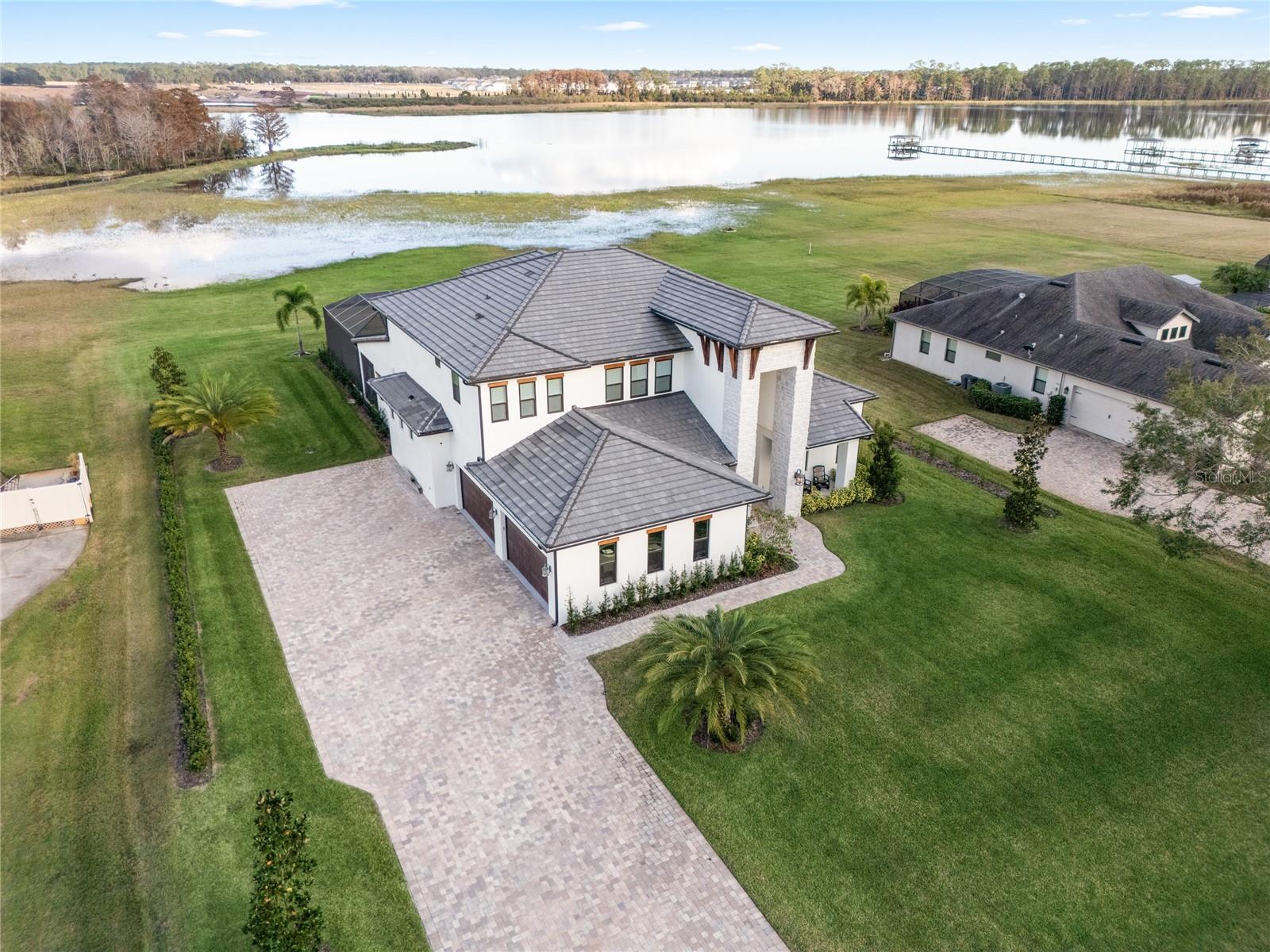 3167 WHISPER WIND DR