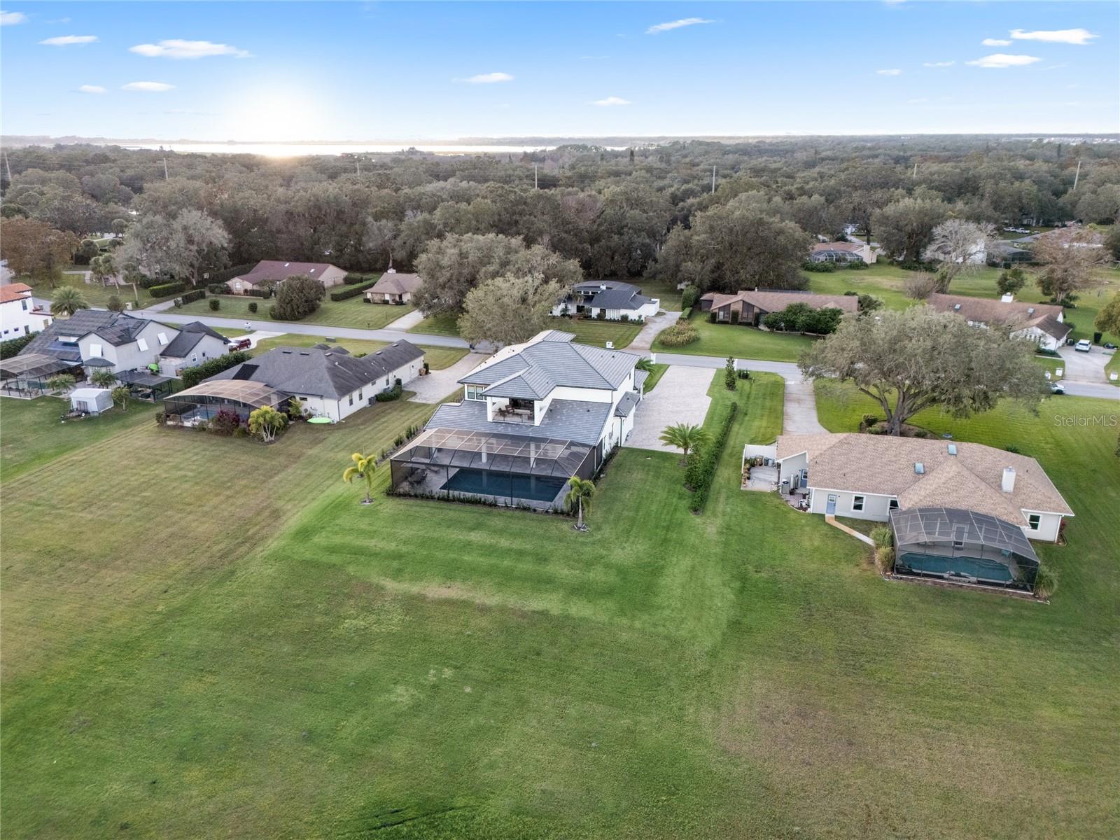 3167 WHISPER WIND DR