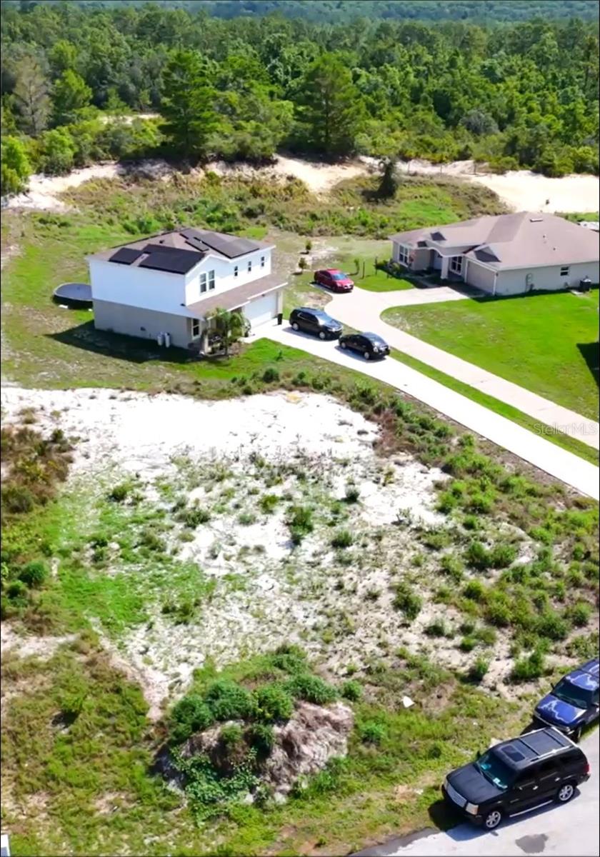 17 LARCH LN