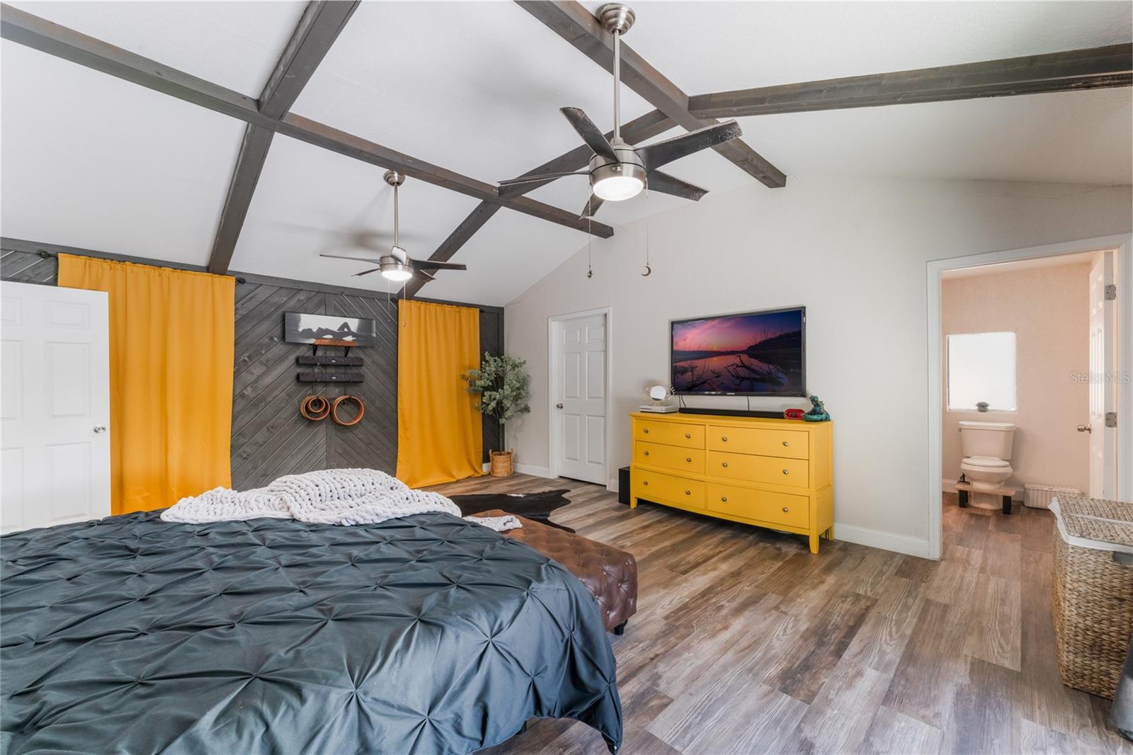 5525 ALLIGATOR LAKE RD