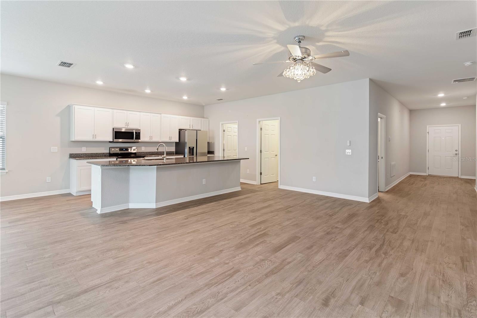 86 POLERMO AVE