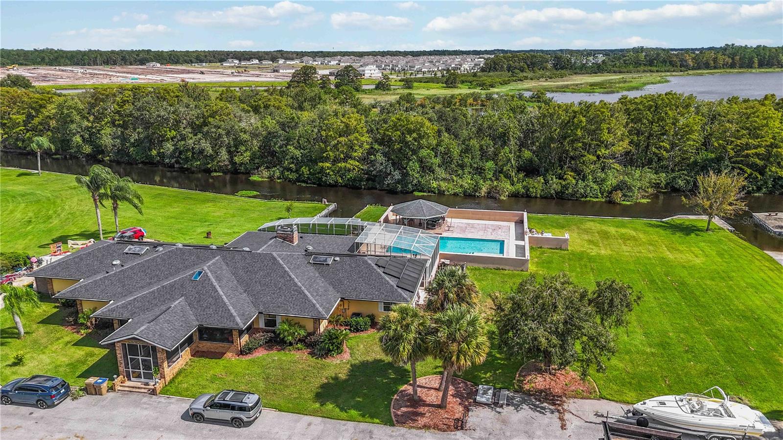 3185 FOREST BREEZE WAY