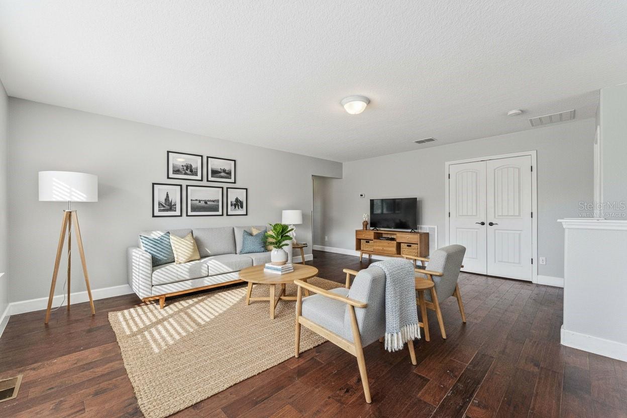 13339 ROSKIN LN