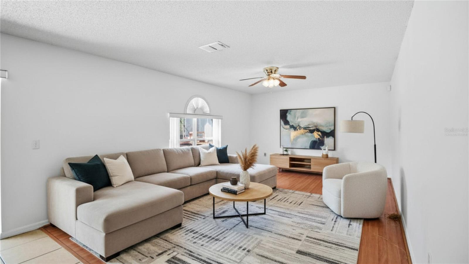 206 TARANTO WAY