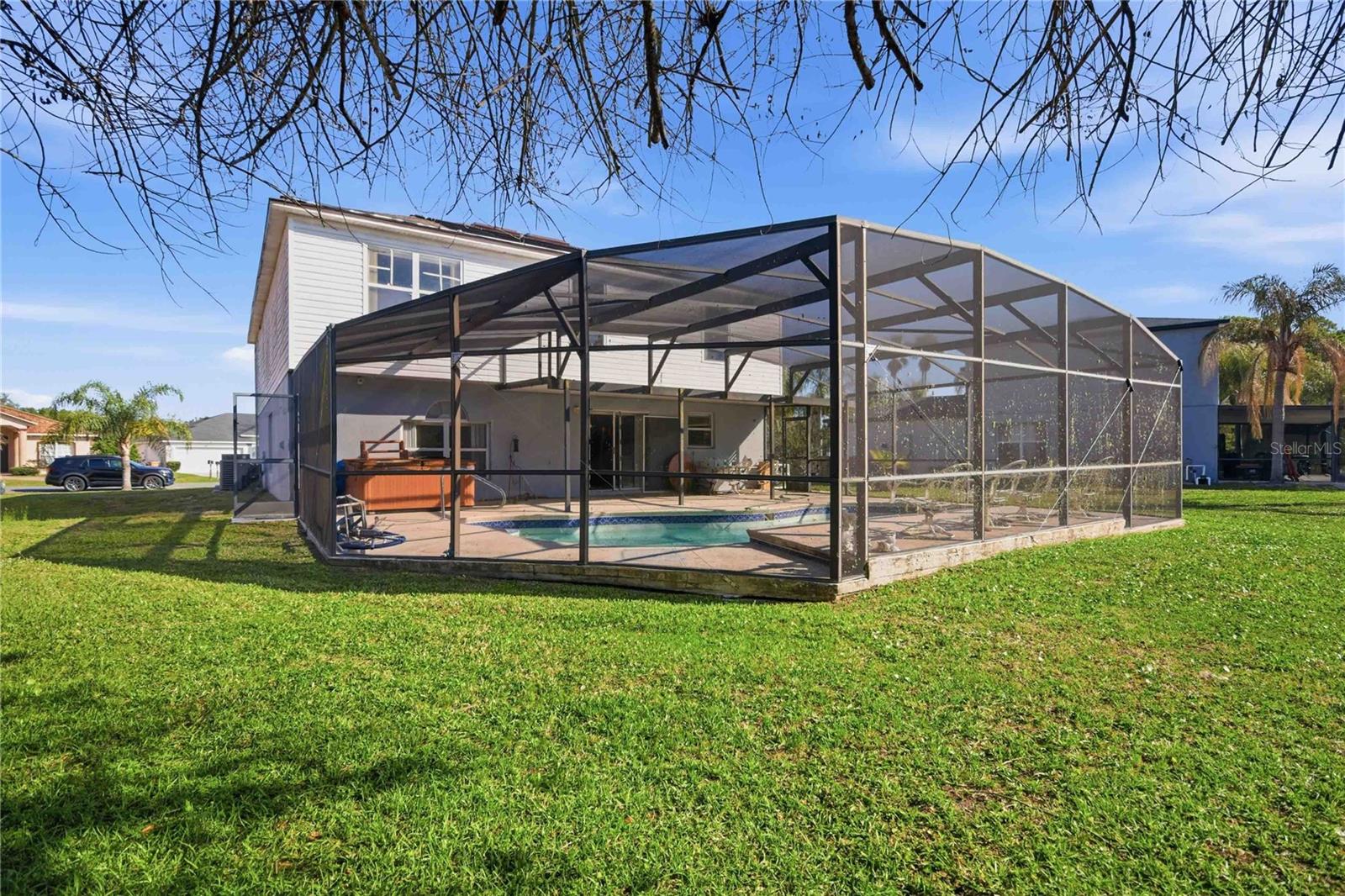 206 TARANTO WAY