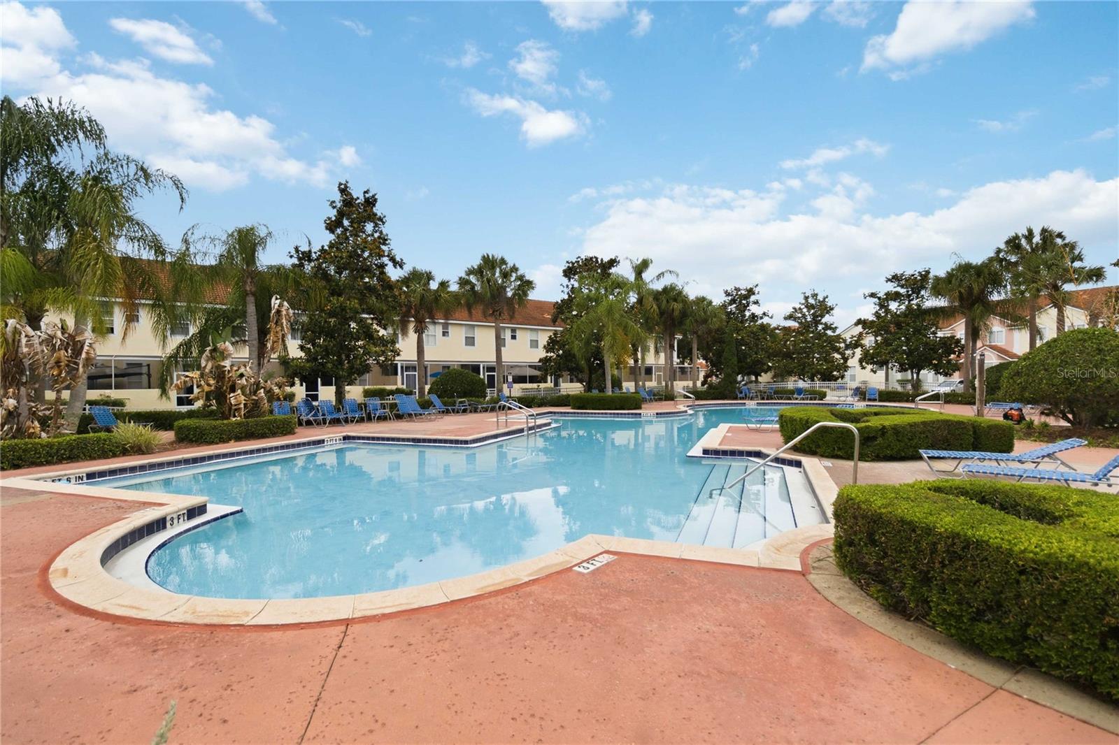 4729 CORAL CASTLE DR