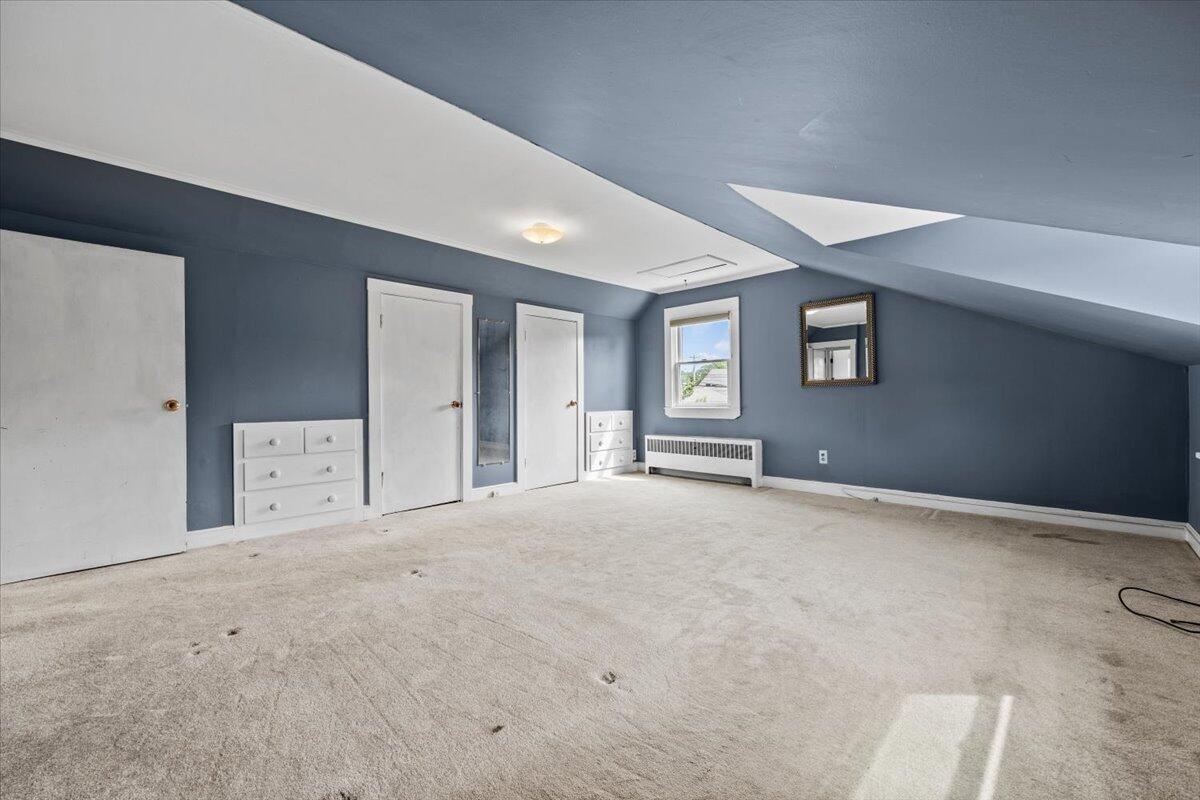 11 Mona Road