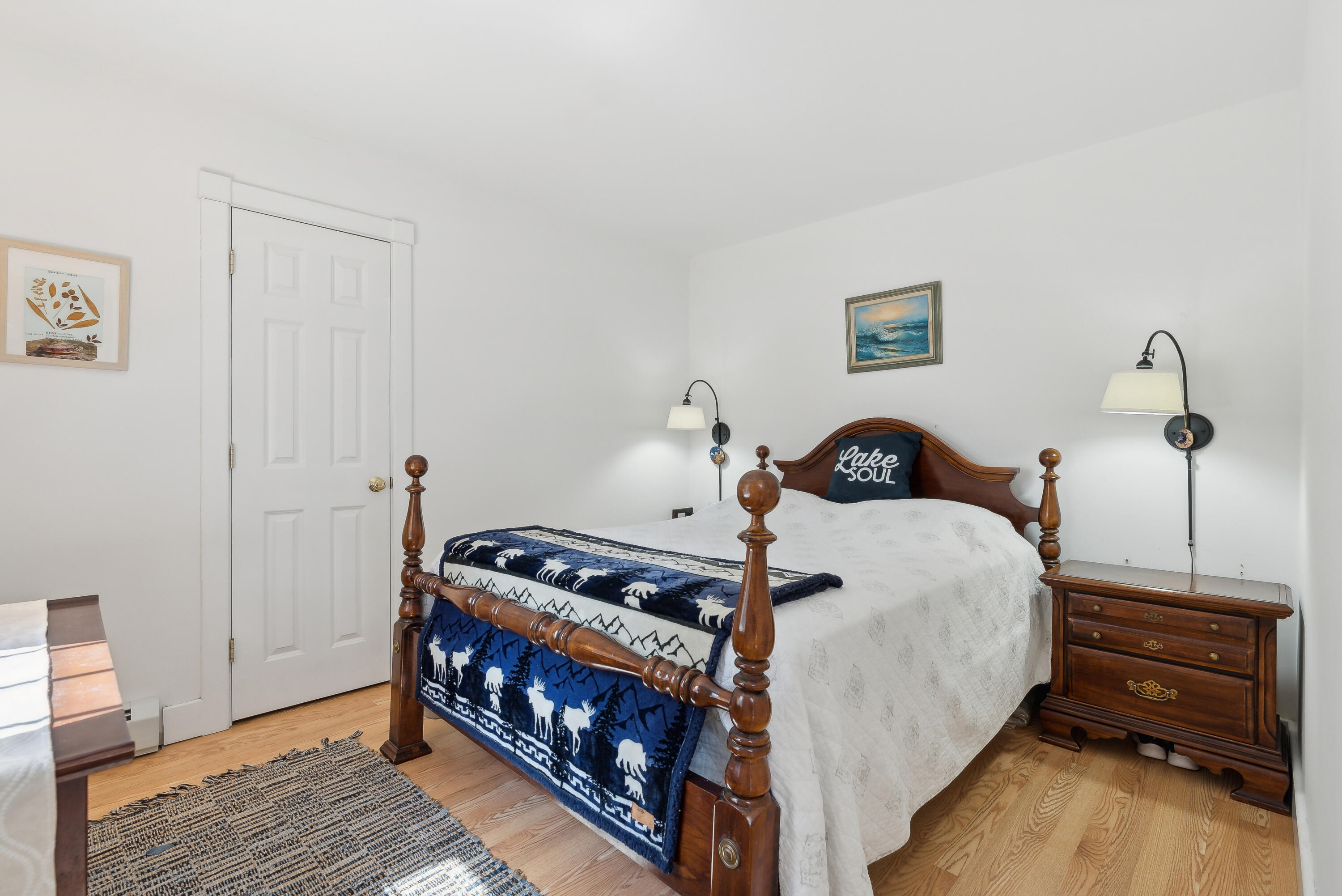 17 Mondor White Road