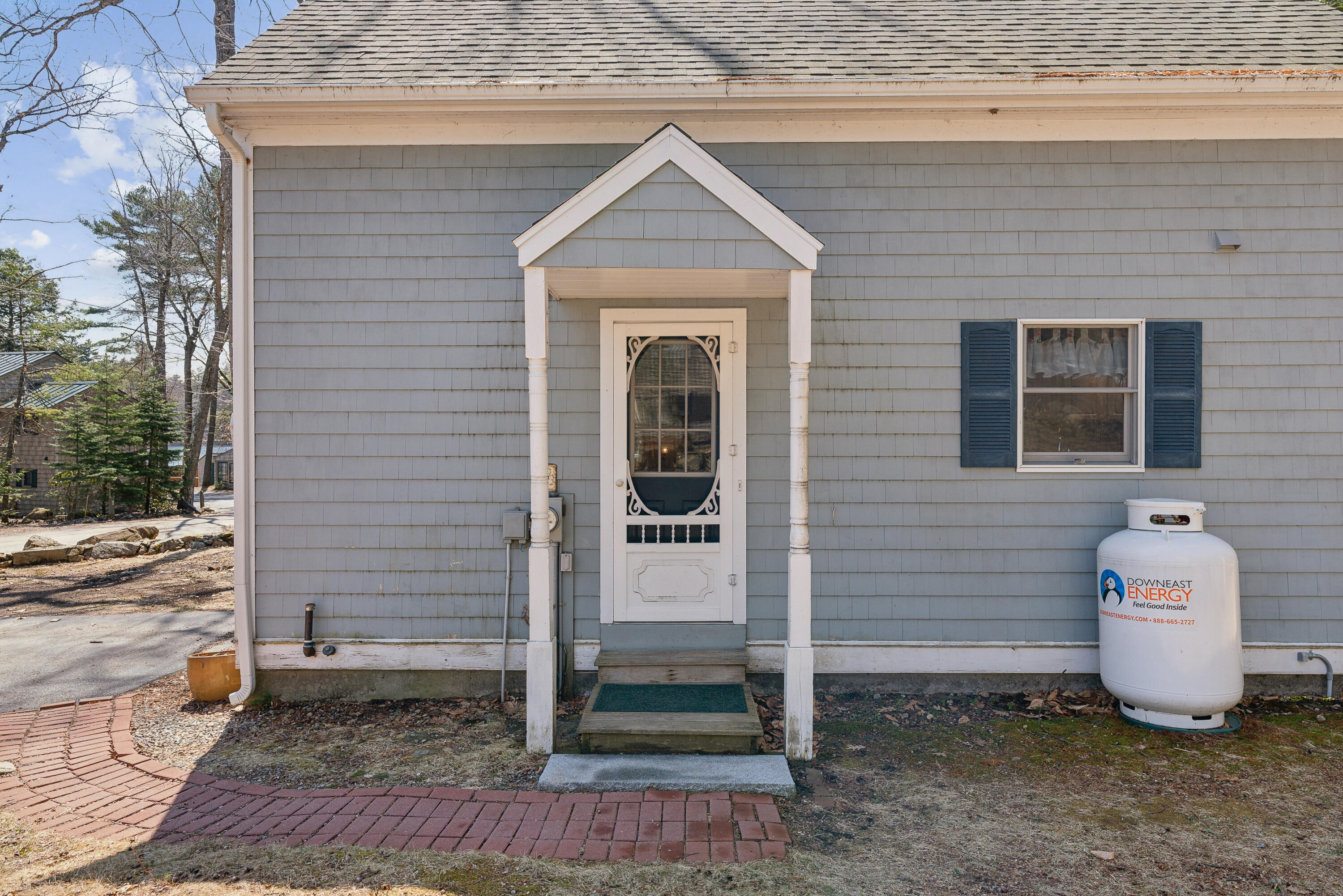 17 Mondor White Road