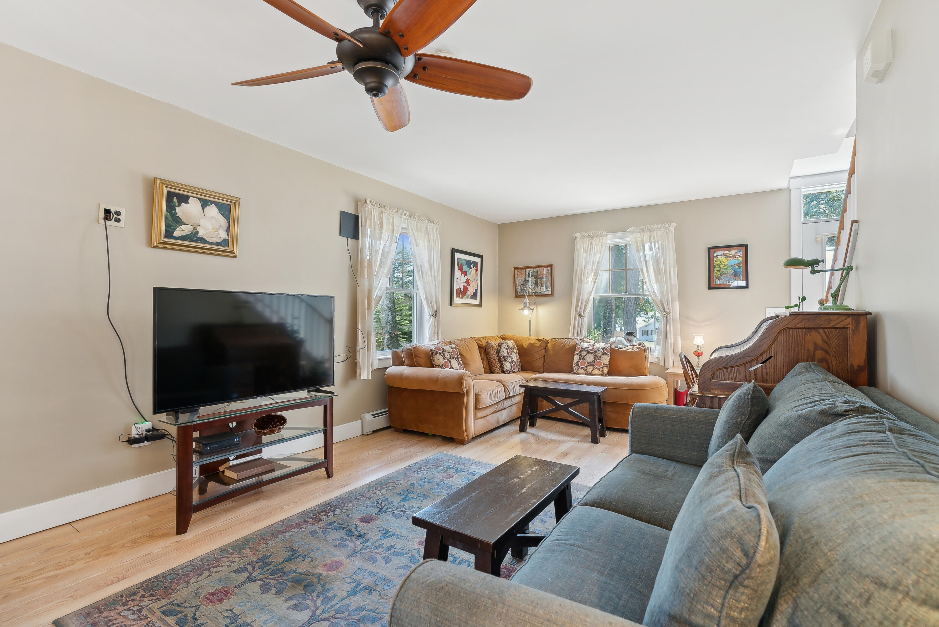 17 Mondor White Road