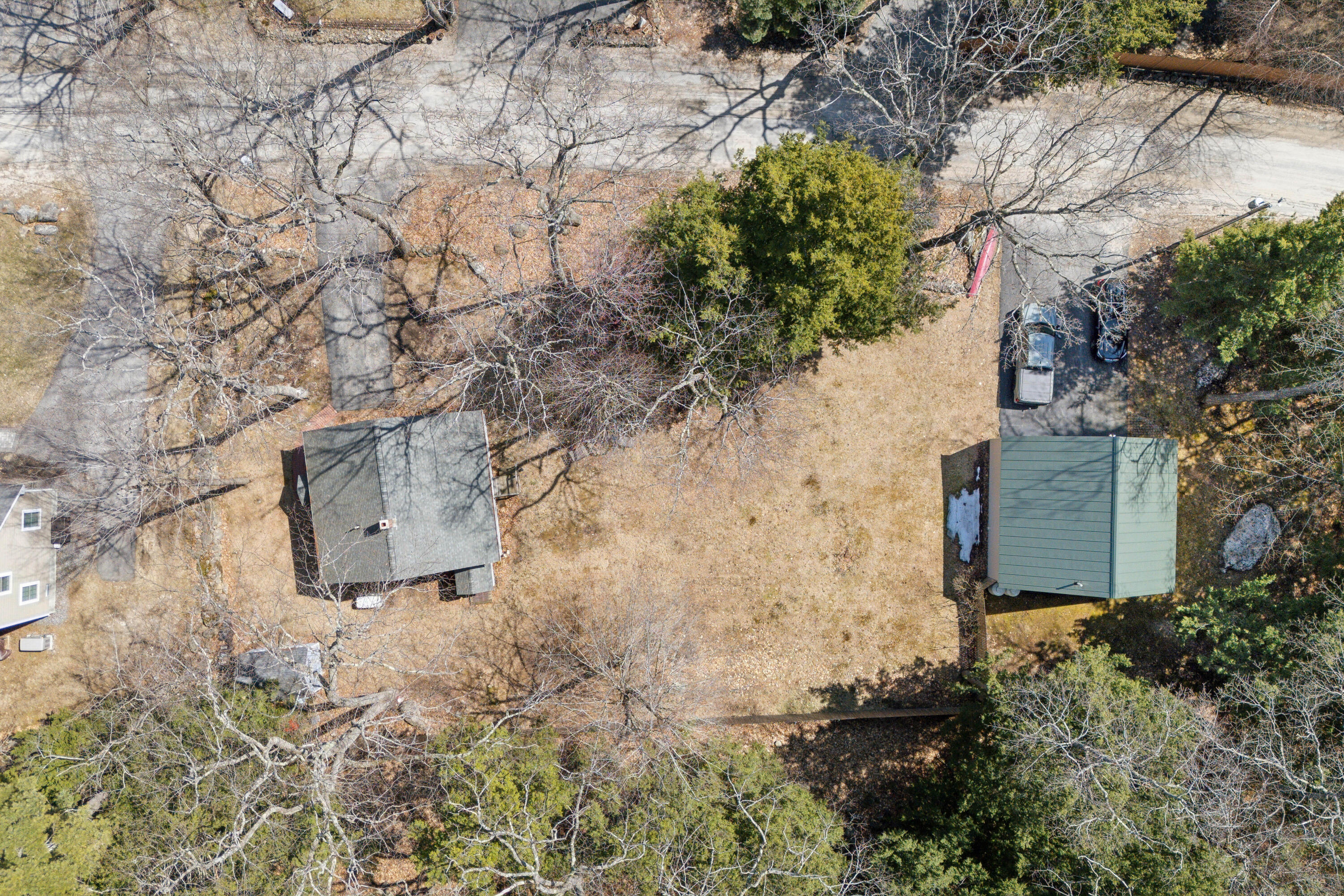 17 Mondor White Road