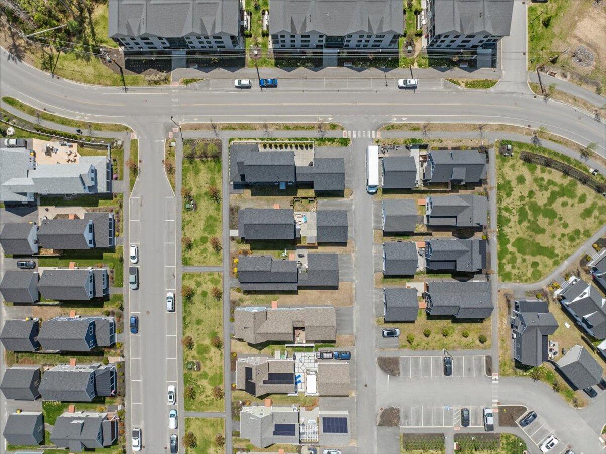 4 Frontrunner Way