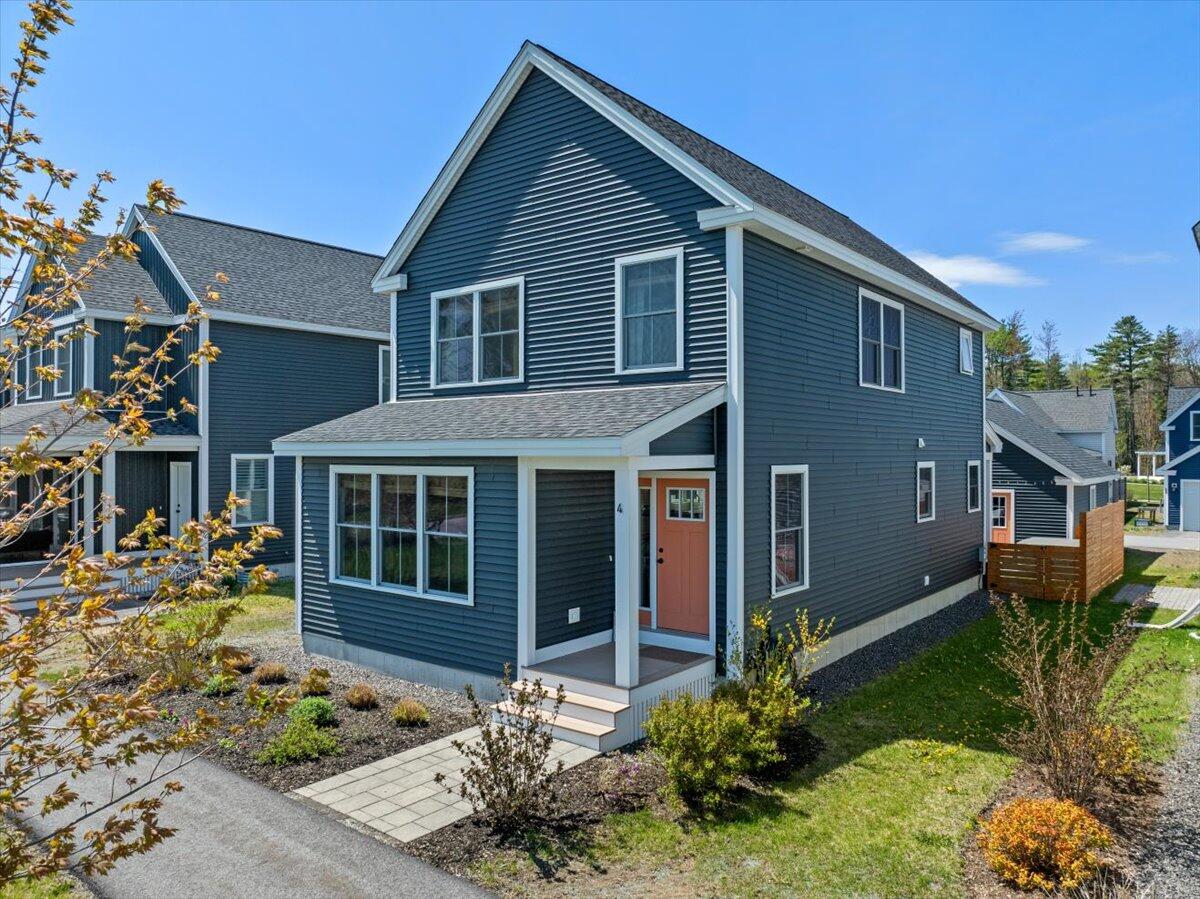 4 Frontrunner Way