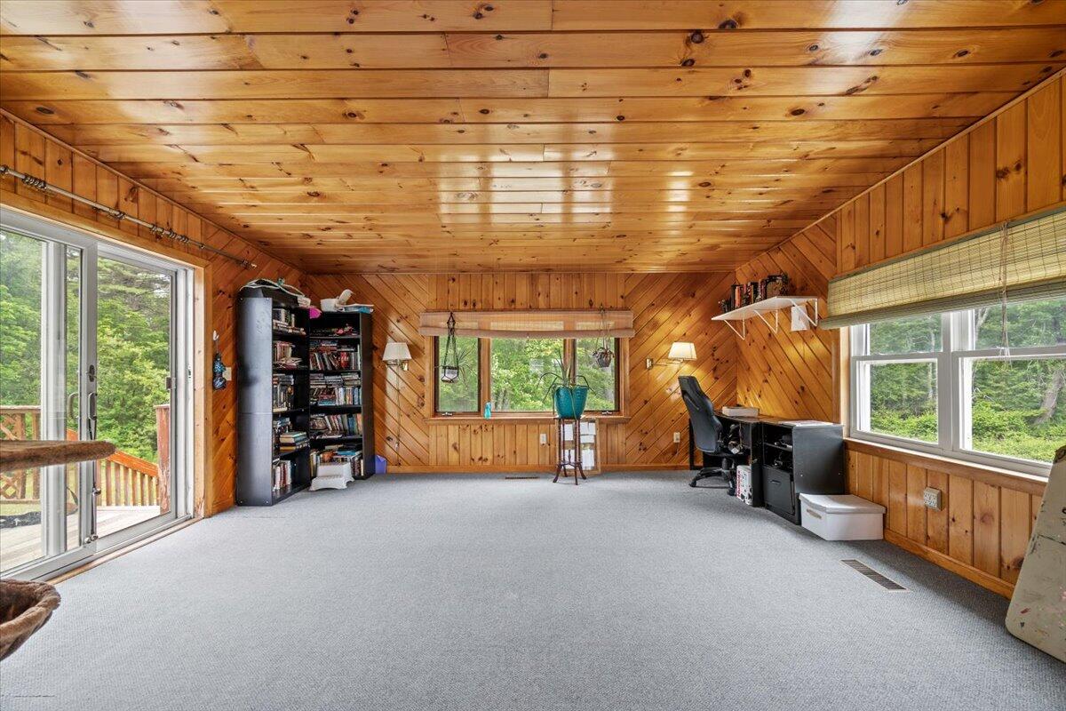 492 Roosevelt Trail