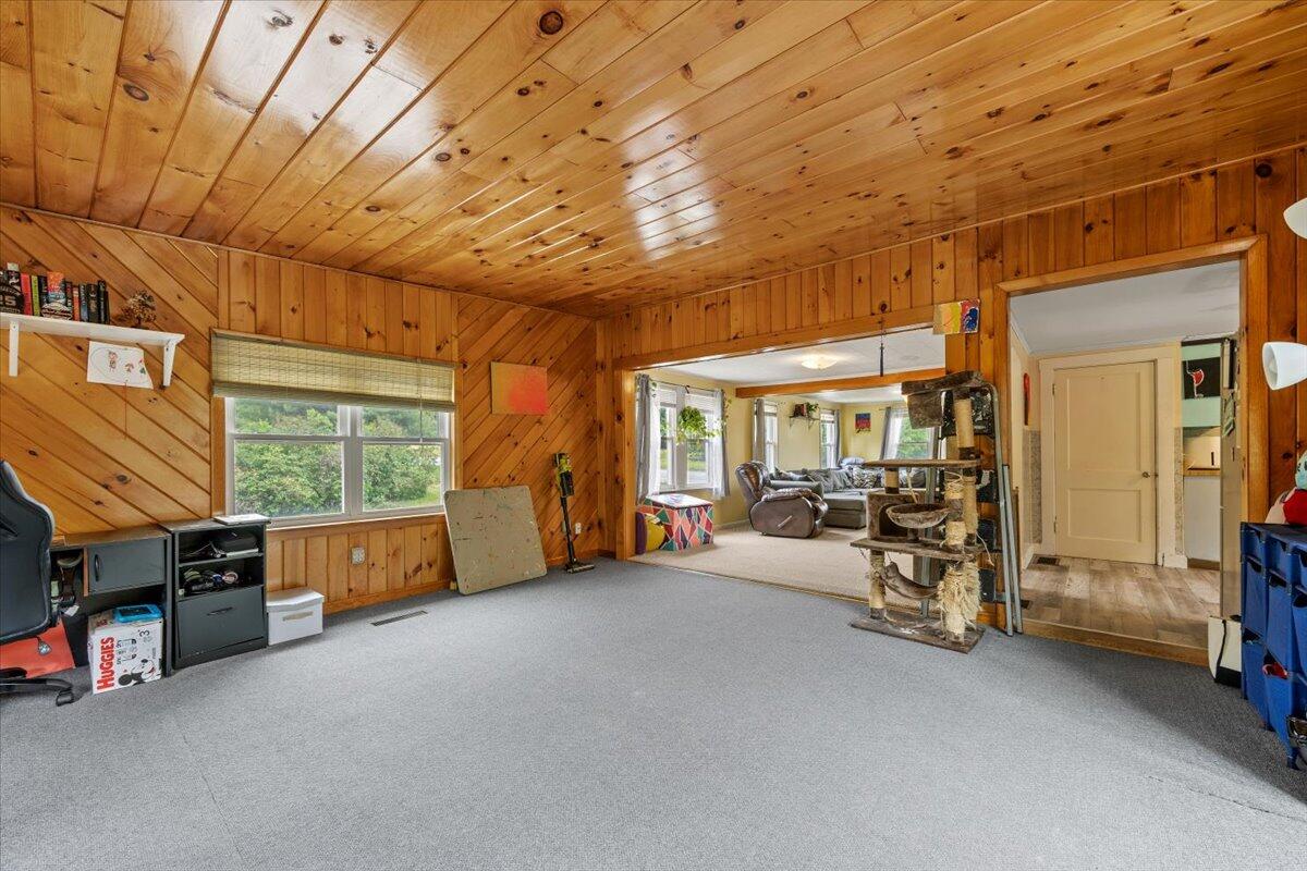 492 Roosevelt Trail