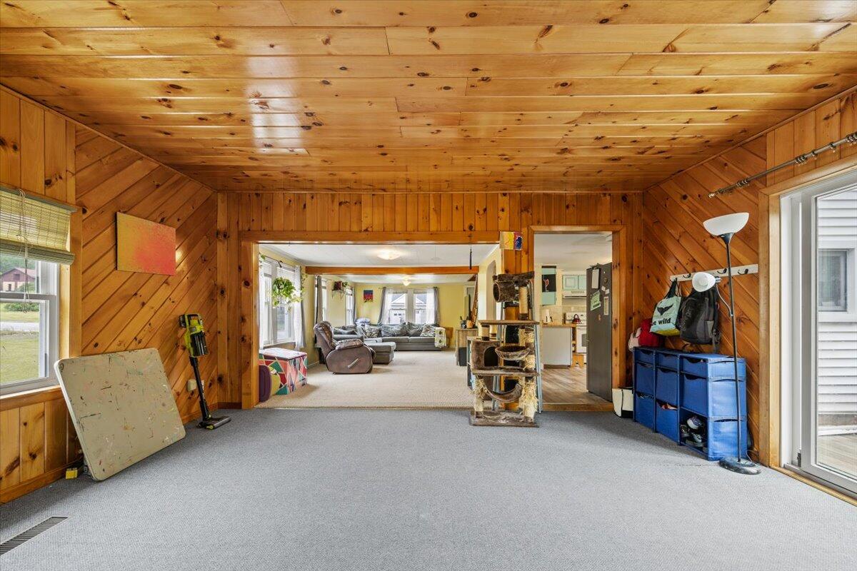 492 Roosevelt Trail