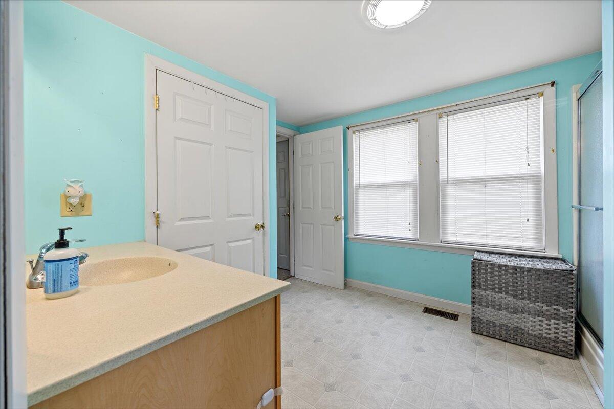 492 Roosevelt Trail