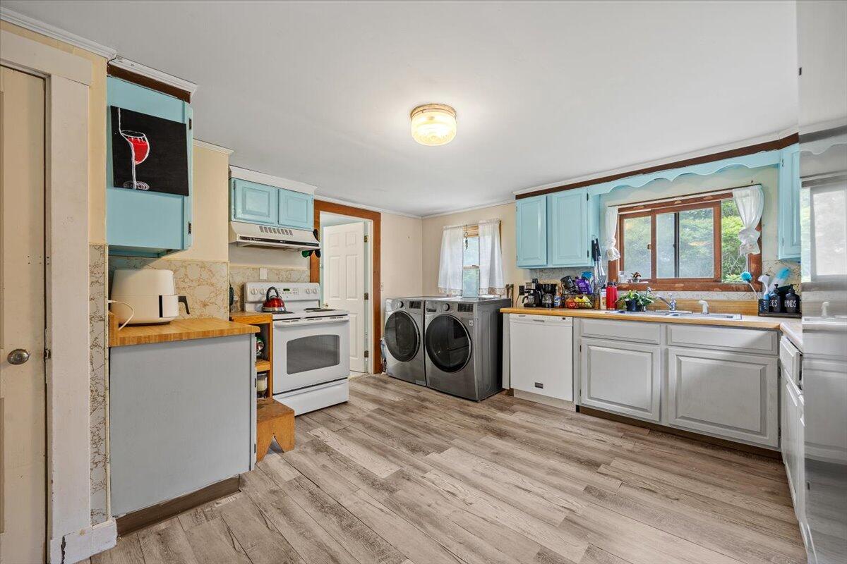 492 Roosevelt Trail