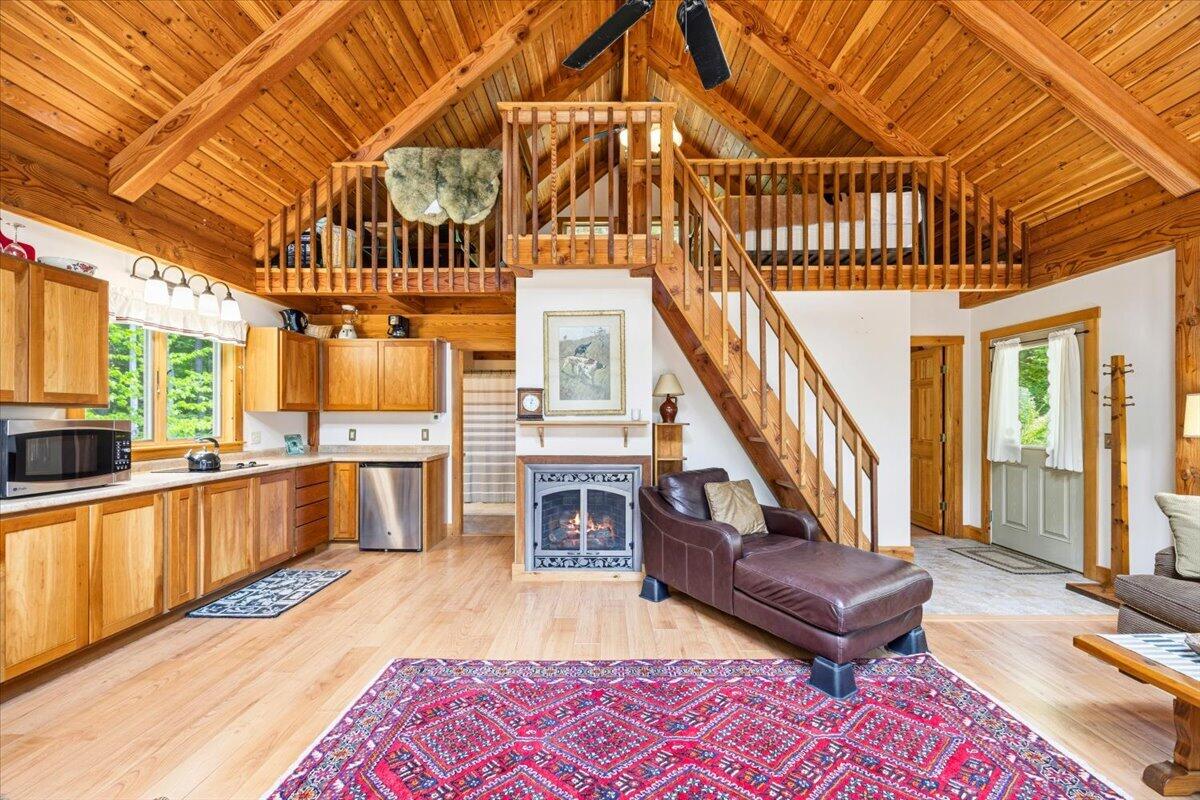 21 Basswood Bay Road