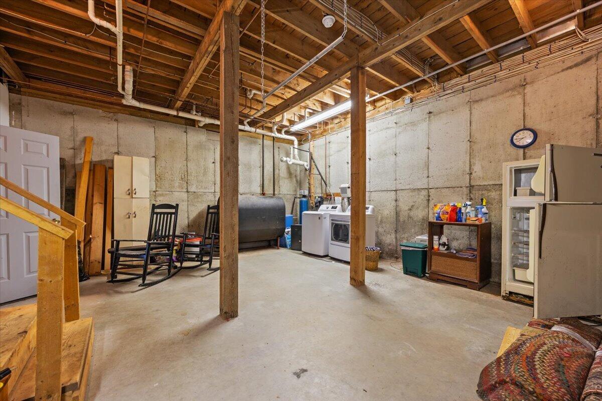 21 Basswood Bay Road