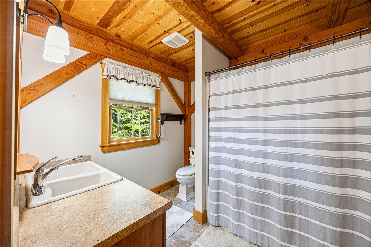 21 Basswood Bay Road