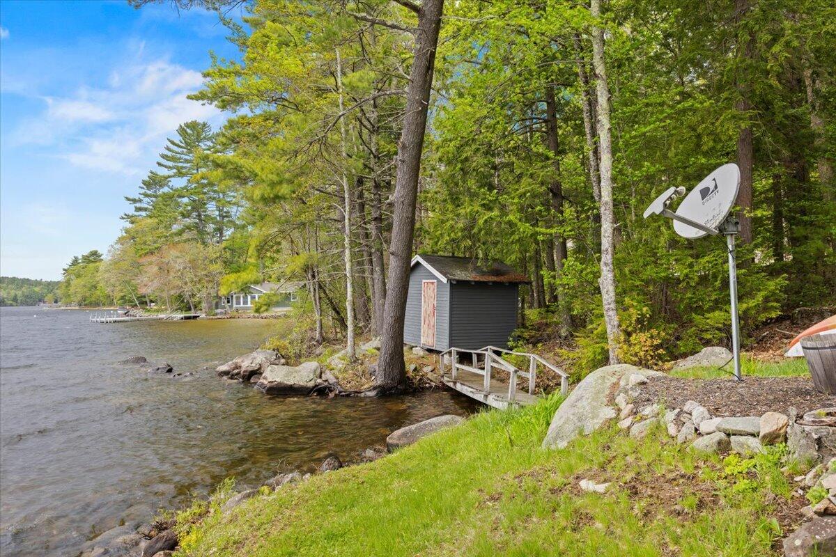 21 Basswood Bay Road