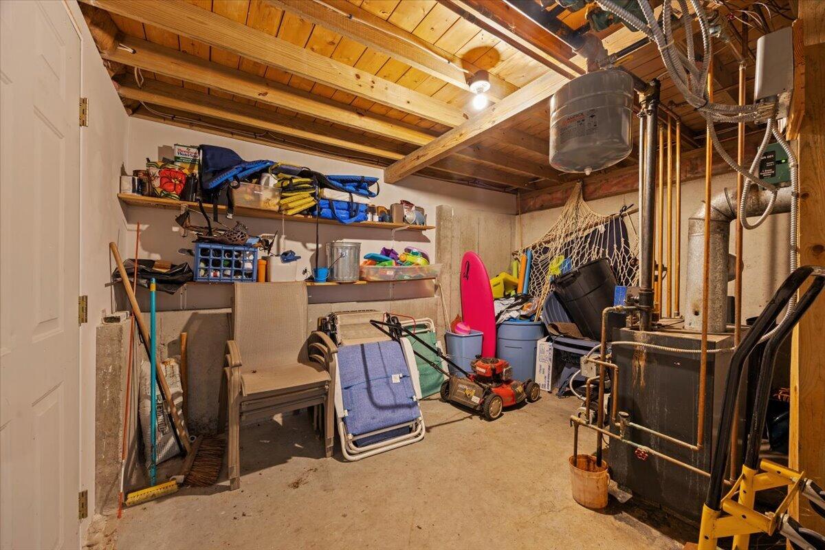21 Basswood Bay Road