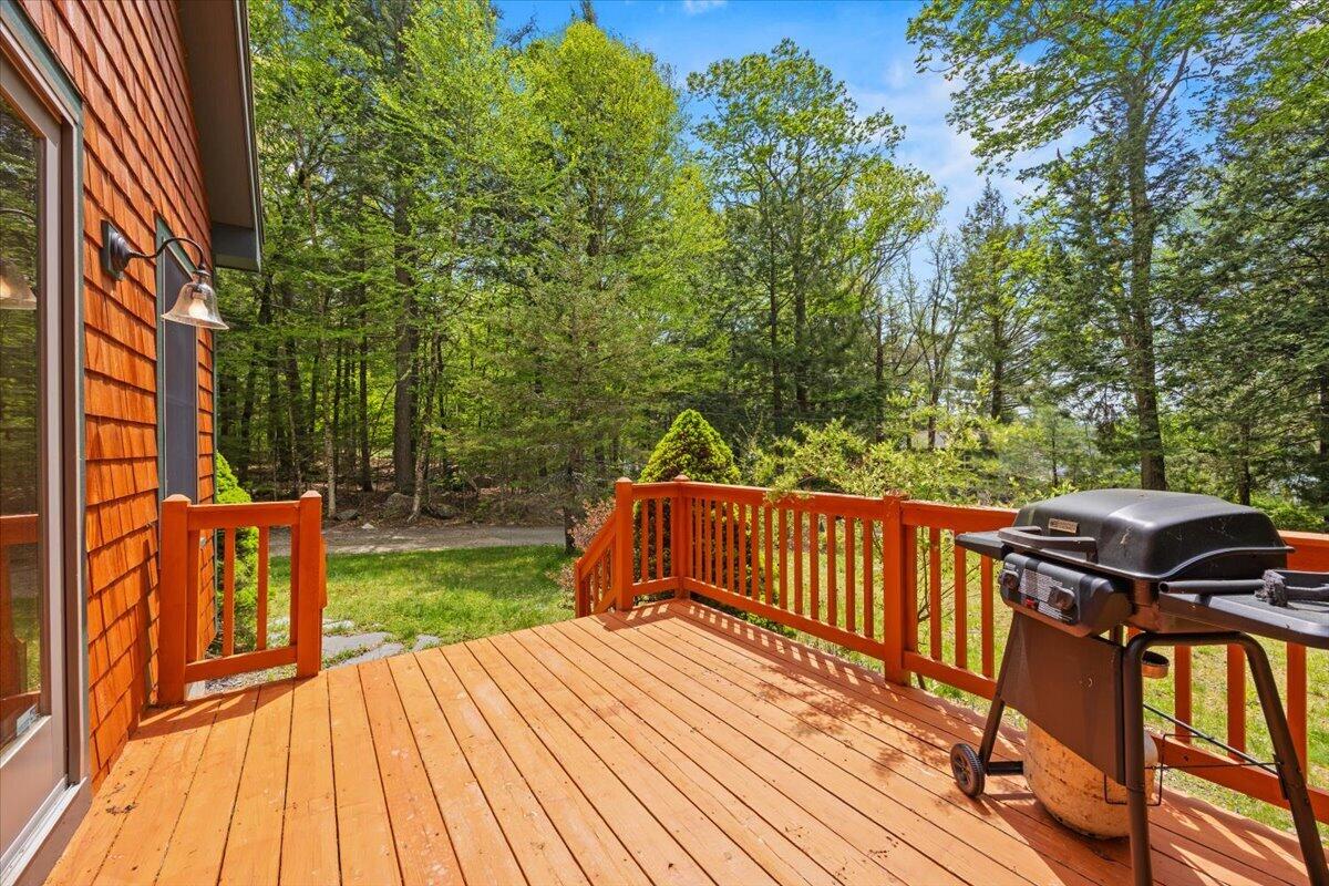 21 Basswood Bay Road