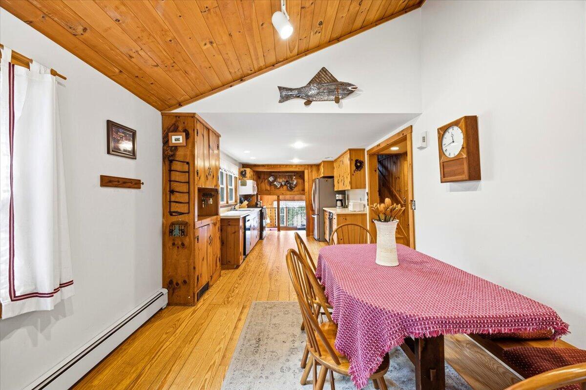 21 Basswood Bay Road