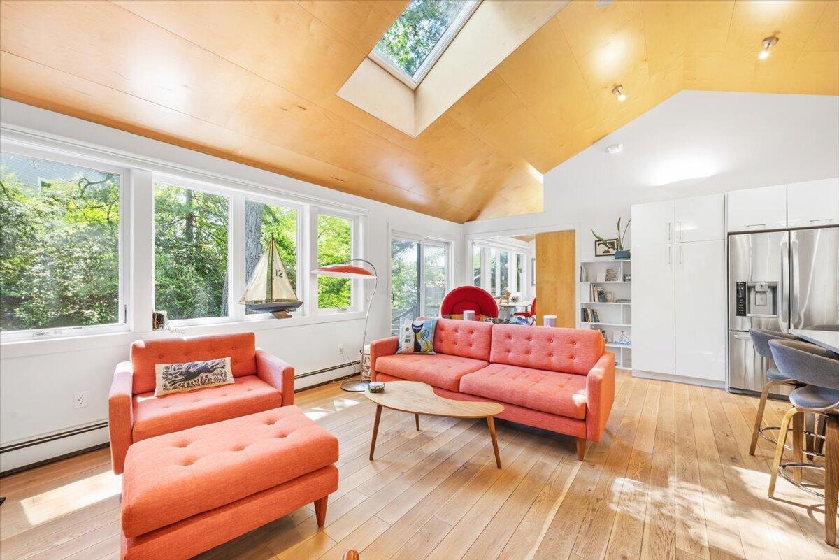 1088 Shore Road