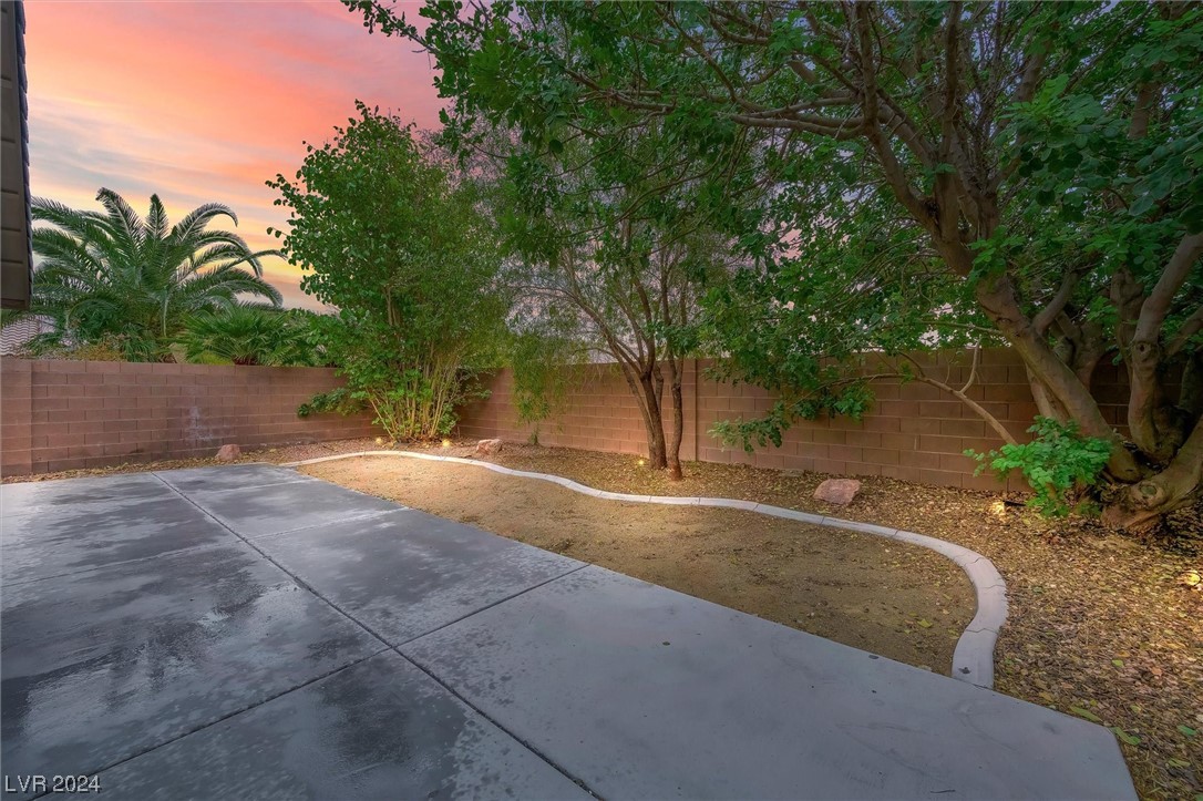 5025 Ropers Rock Court