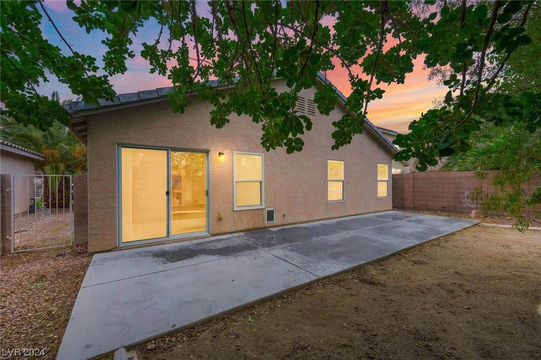 5025 Ropers Rock Court