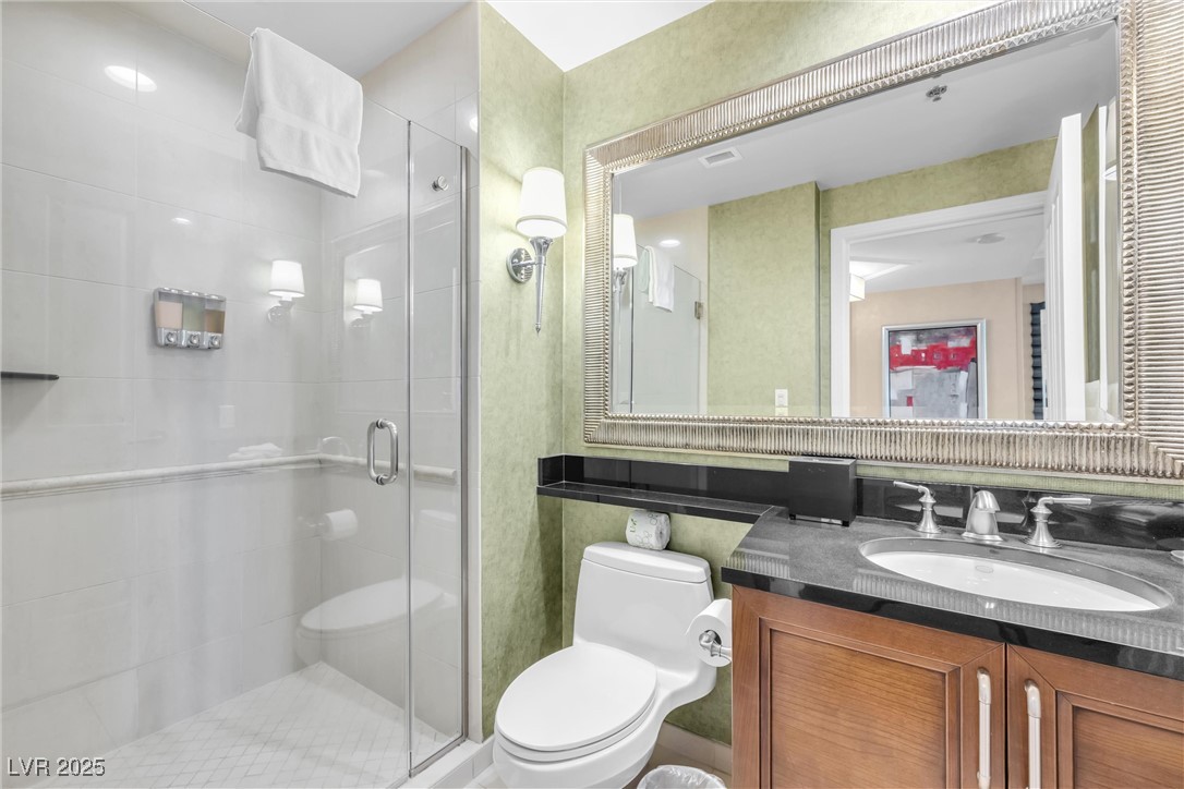 145 East Harmon Avenue 2608