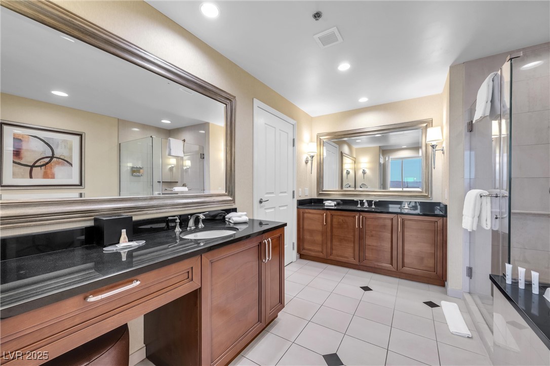 145 East Harmon Avenue 2608