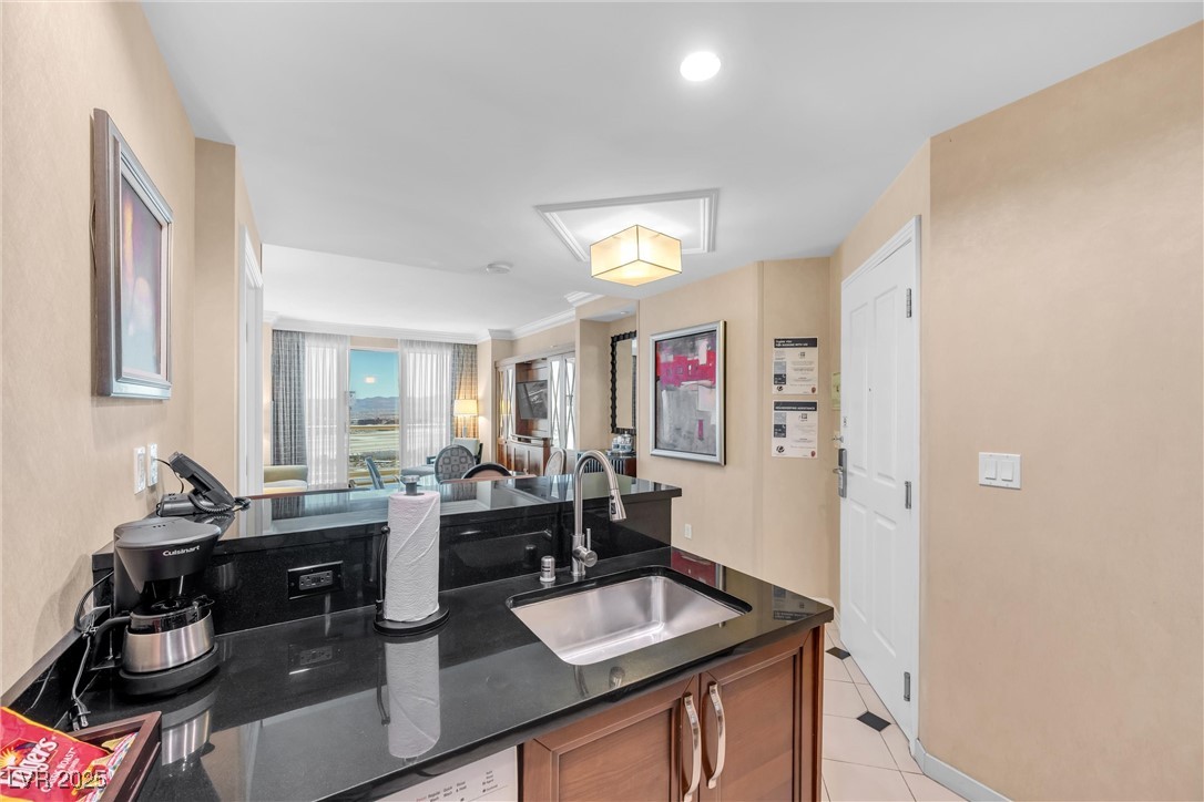 145 East Harmon Avenue 2608