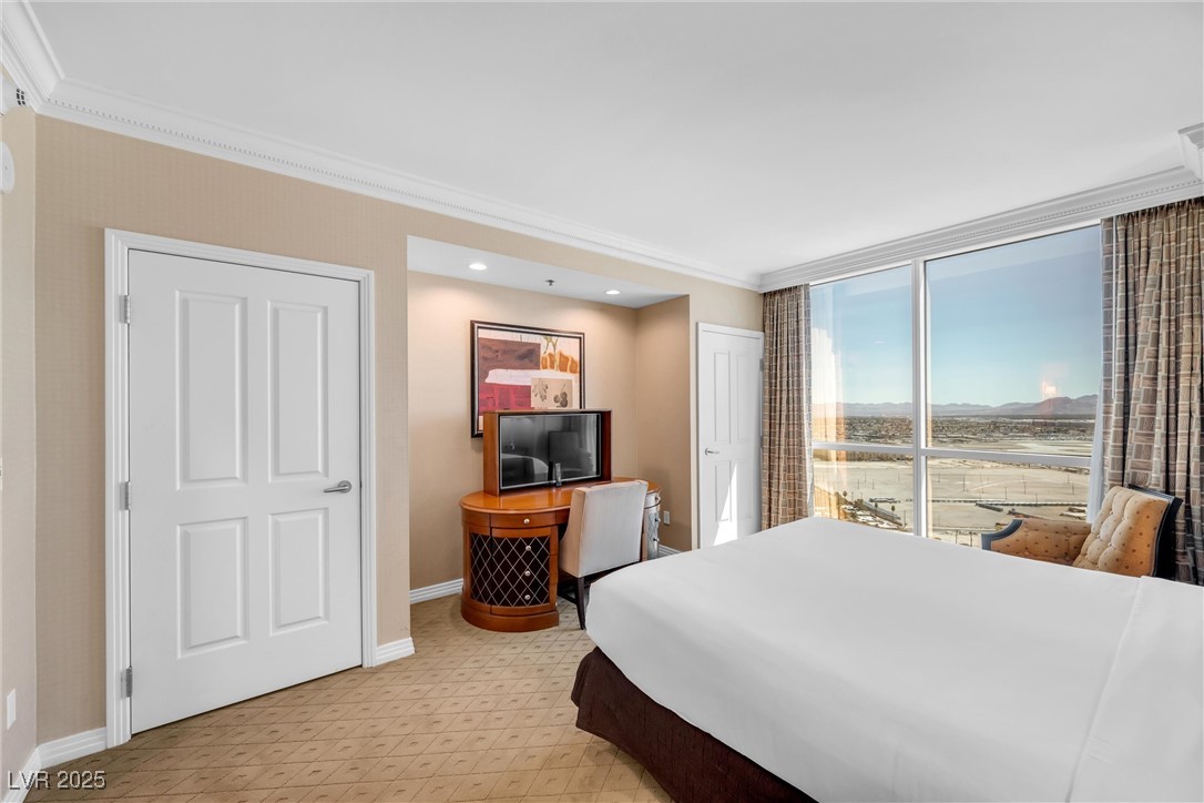 145 East Harmon Avenue 2608