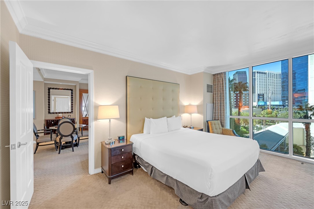 135 East Harmon Avenue 221