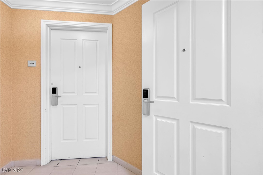 135 East Harmon Avenue 221