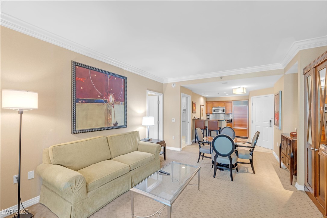 135 East Harmon Avenue 221