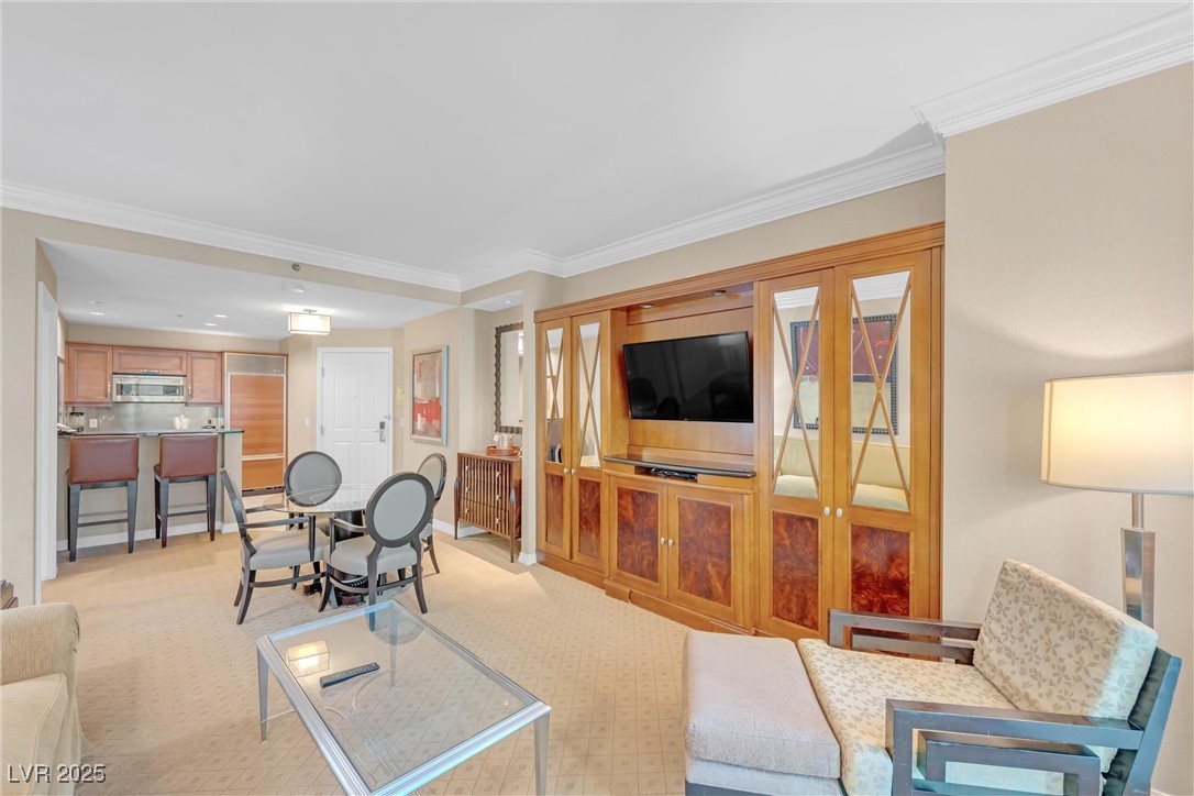 135 East Harmon Avenue 221