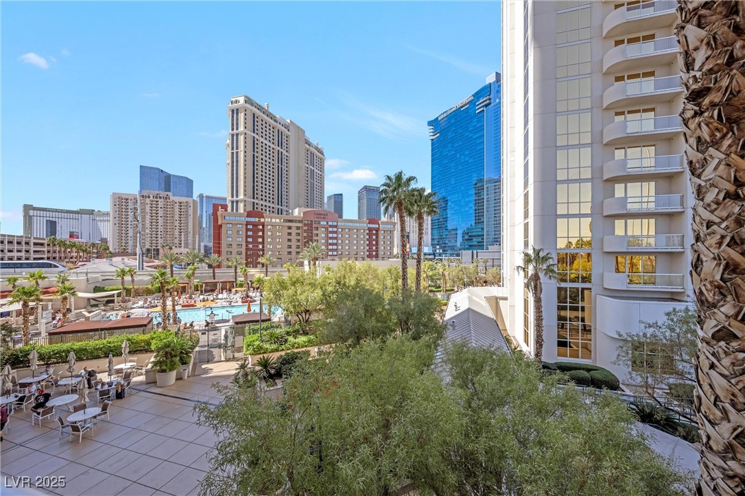 135 East Harmon Avenue 221