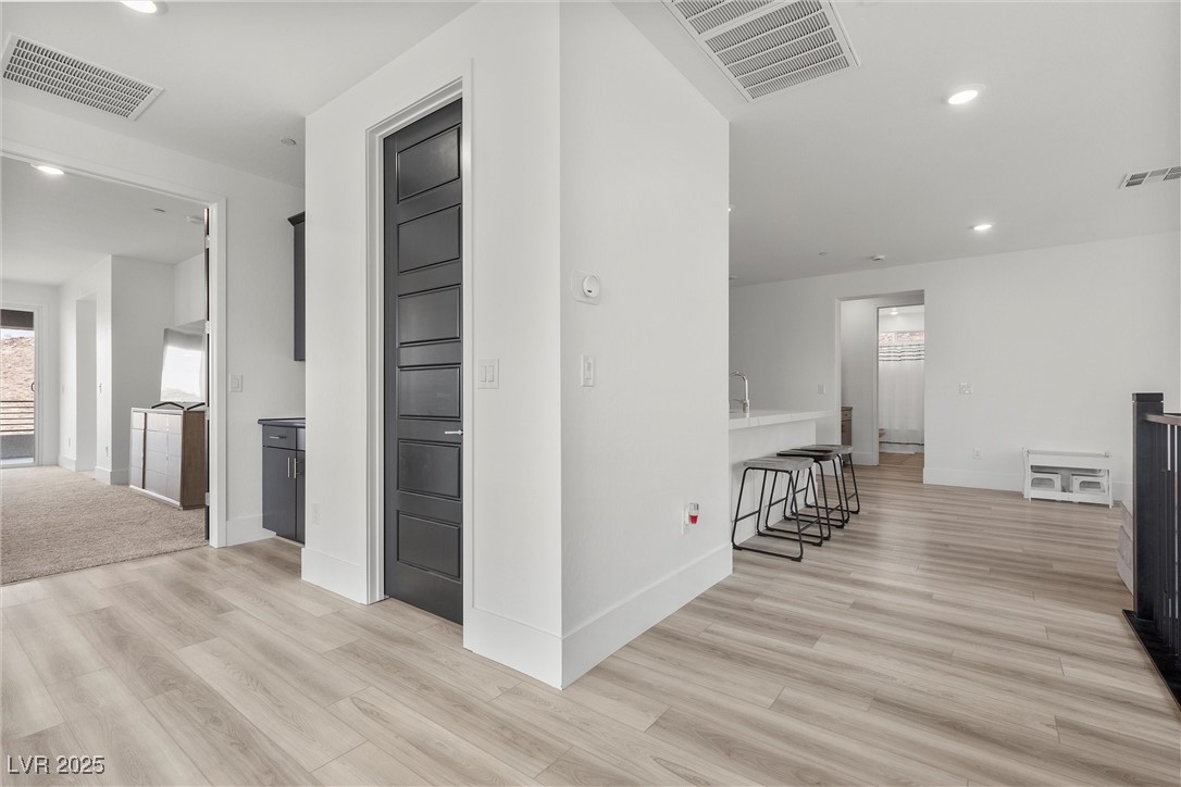350 Kandinsky Court