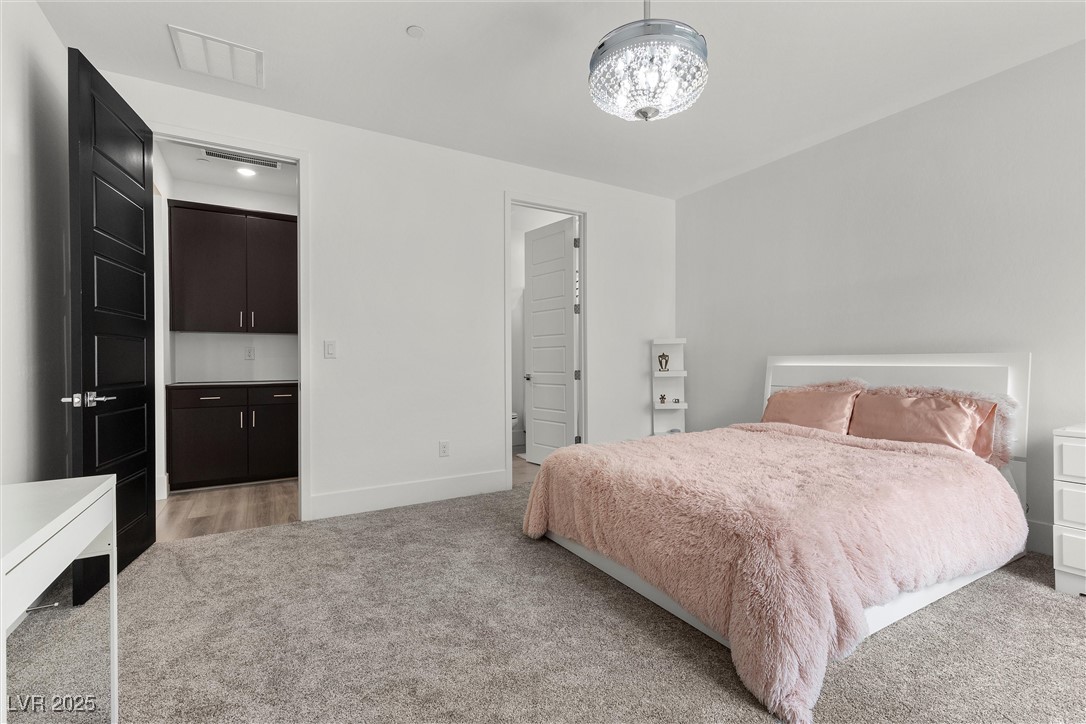 350 Kandinsky Court