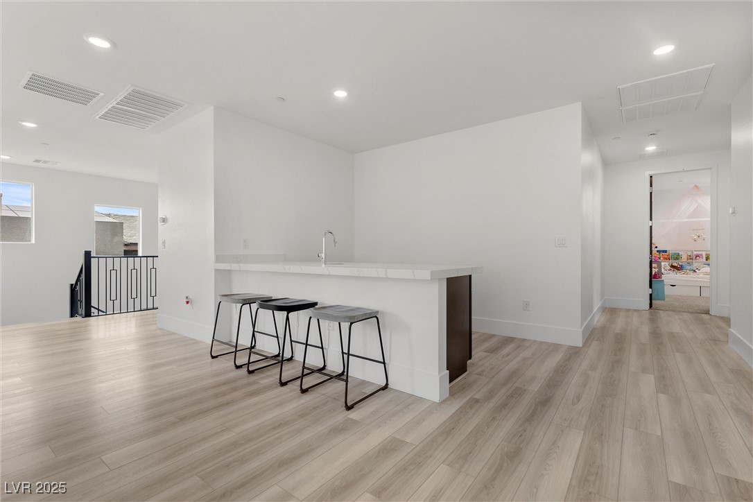 350 Kandinsky Court