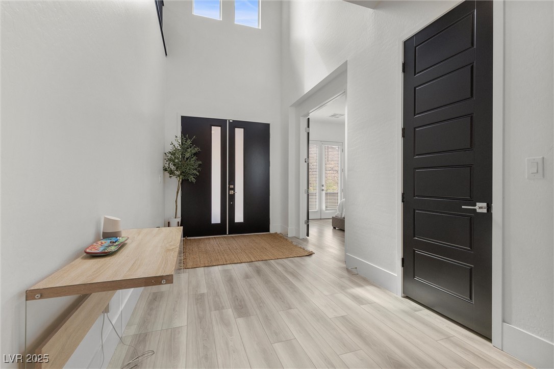 350 Kandinsky Court