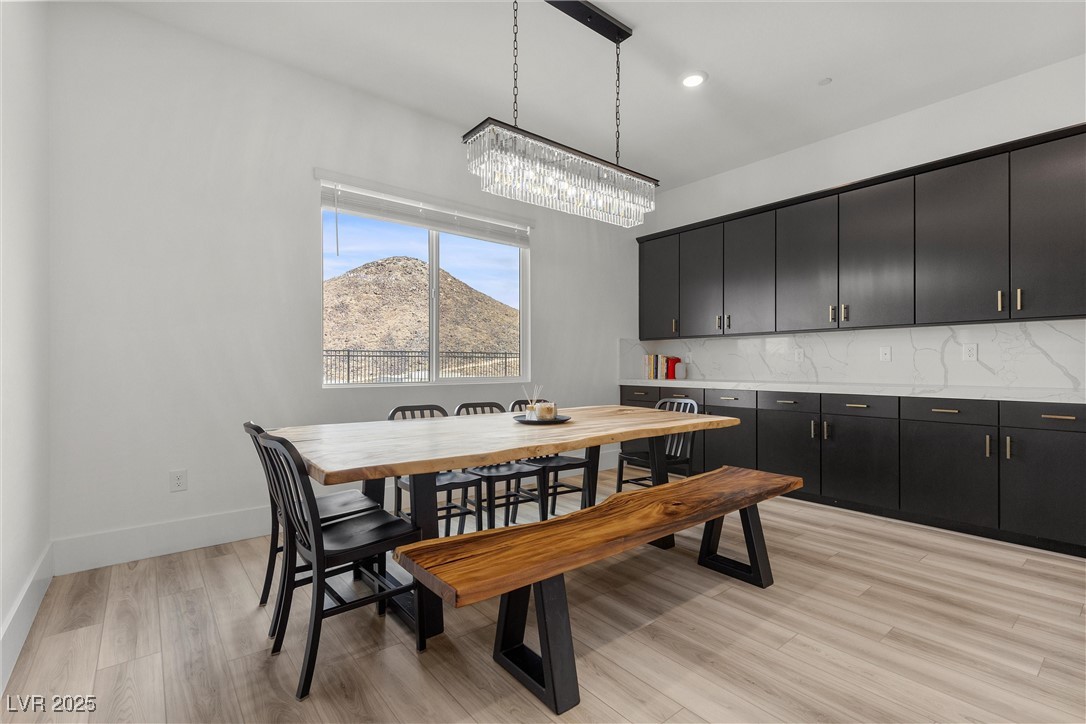 350 Kandinsky Court