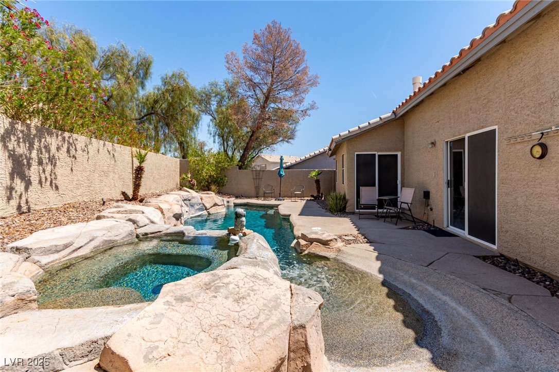 1761 Summerwood Circle