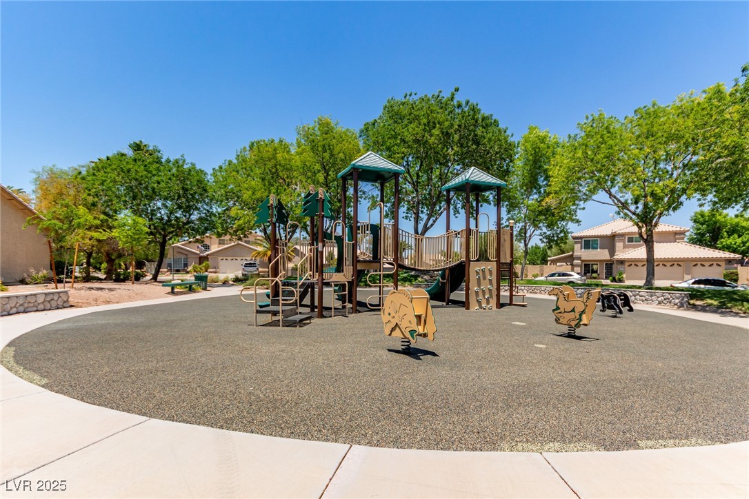 1761 Summerwood Circle