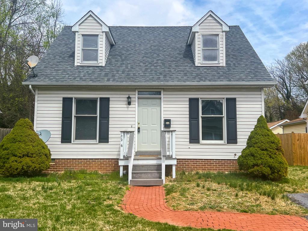 26 BYRD AVE