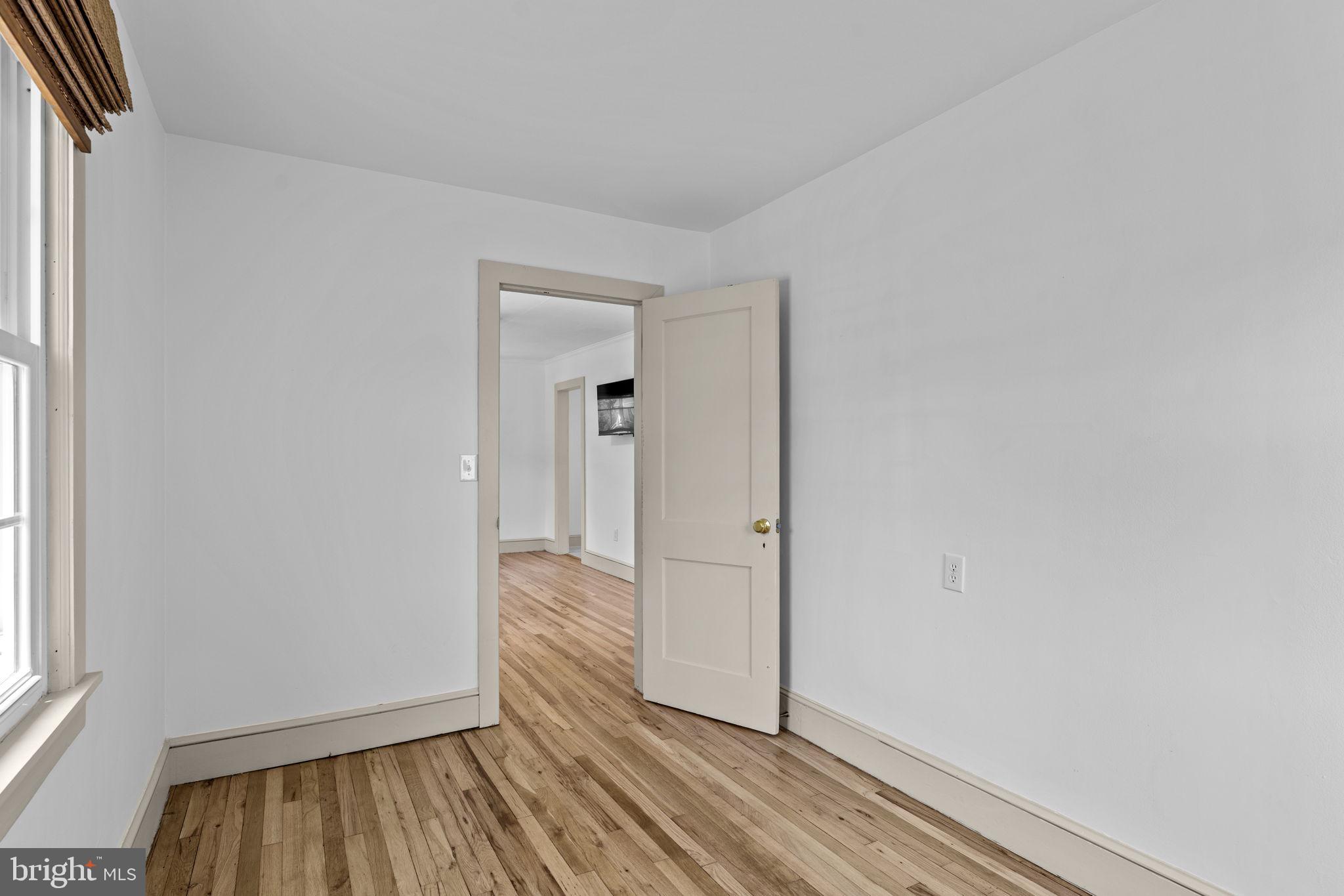216 WALNUT STREET
